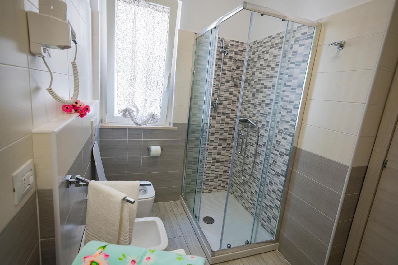 Pineta Del Mare Bed and Breakfast Alba Adriatica Buitenkant foto